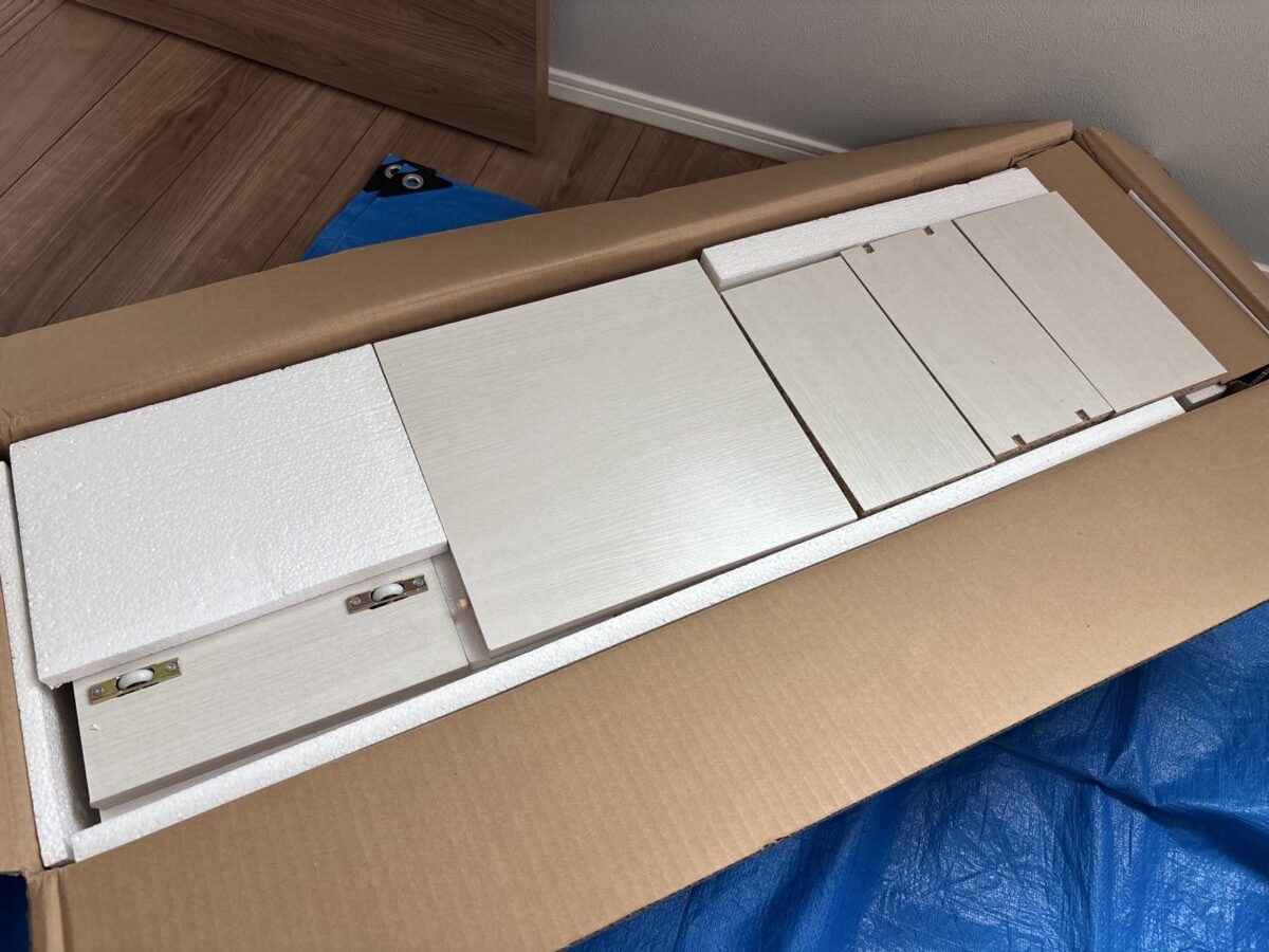 家具組み立て代行サービス 本棚の組み立て