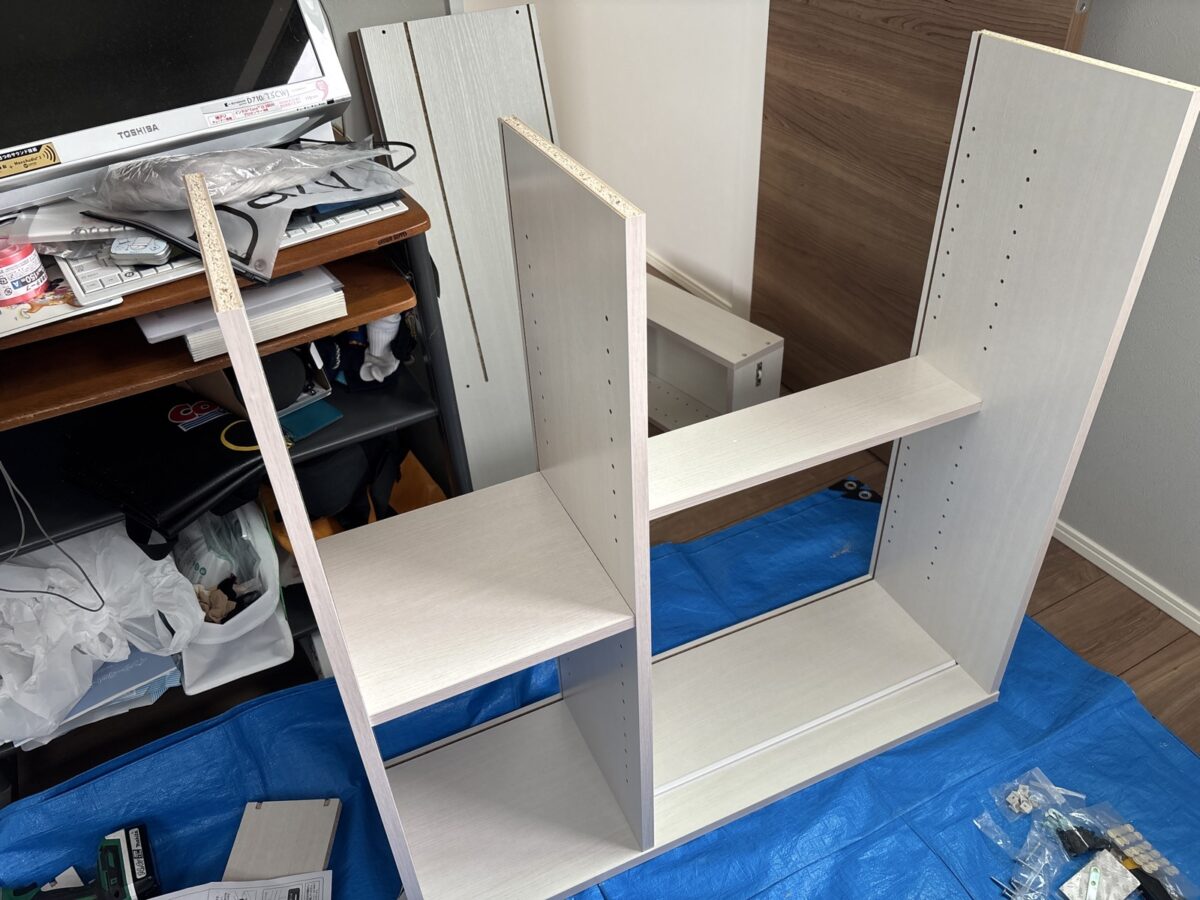 家具組み立て代行サービス 本棚の組み立て