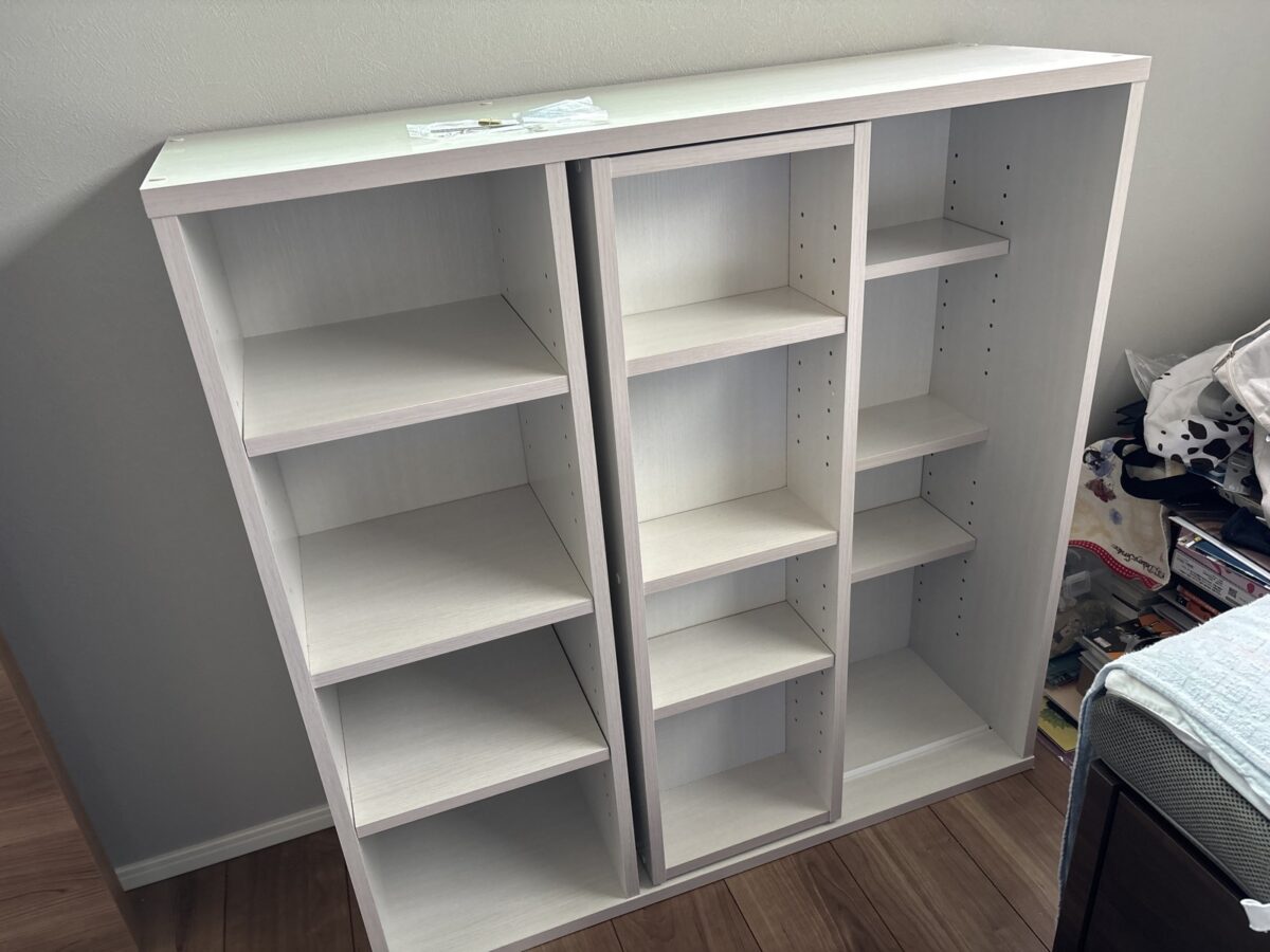 家具組み立て代行サービス 本棚の組み立て