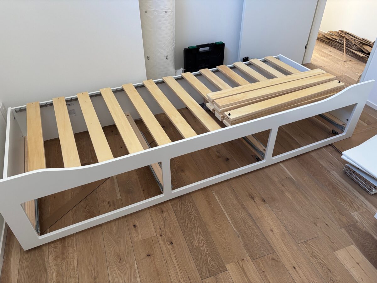 HEMNES(ヘムネス)デイベッドフレーム