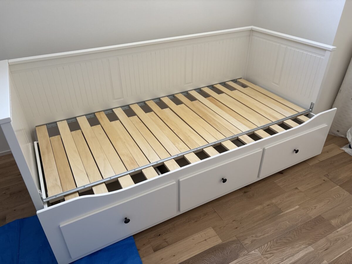 HEMNES(ヘムネス)デイベッドフレーム