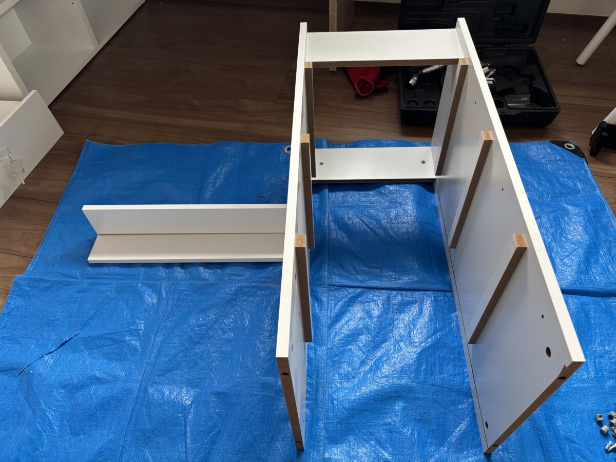 大阪府のお客様 | ドレッサーの組立て依頼をいただきました